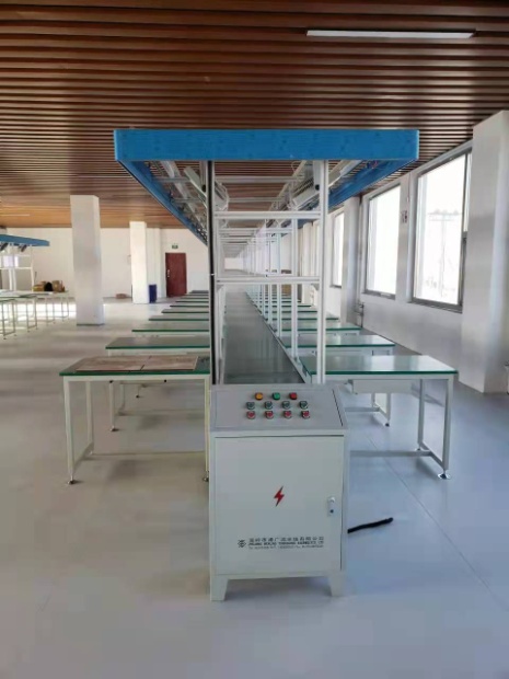 皮带生产线 chuyền sản xuất lò PVC.jpeg